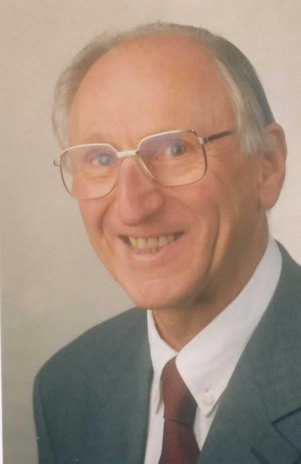 Herr Josef Bundscherer