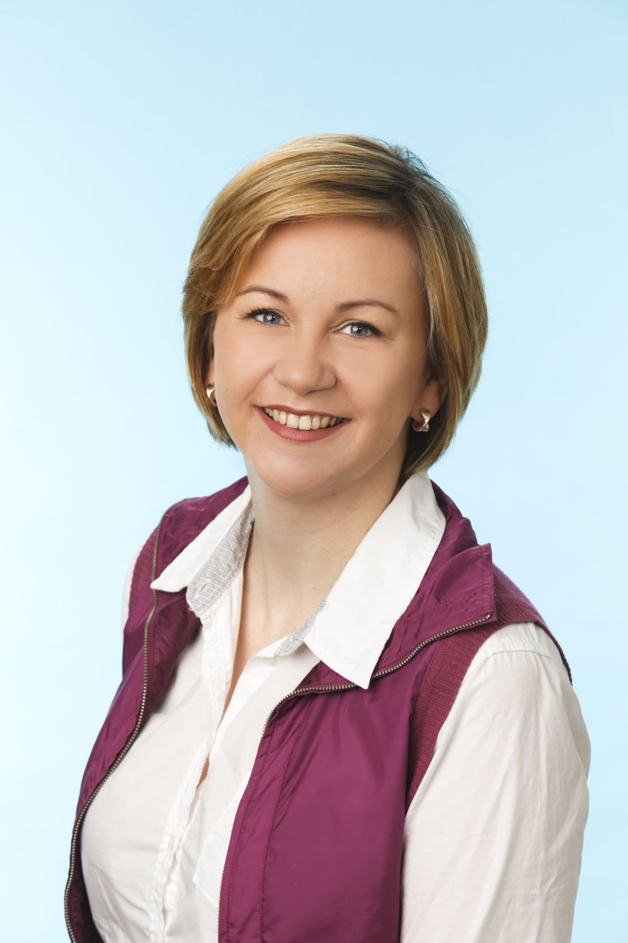 Frau Tanja Reichenberger