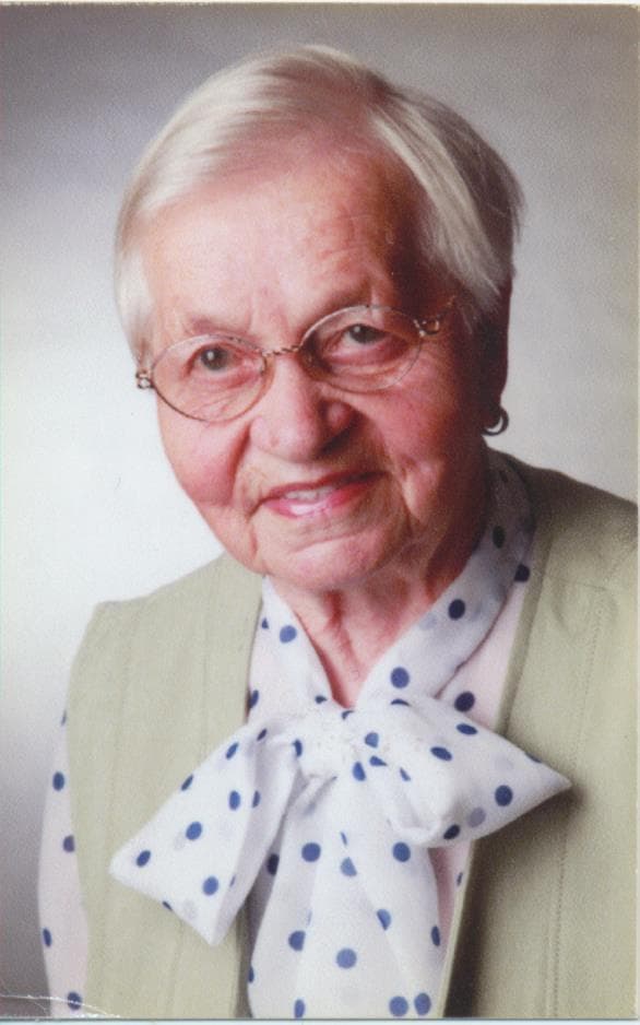 Frau Anna Gabel