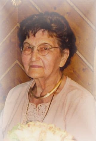 Frau Laura Schneider