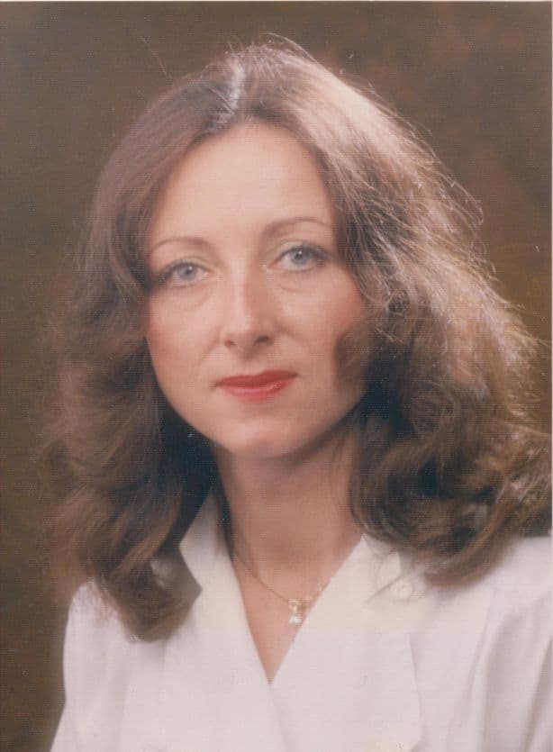 Frau Karin Metschnabl