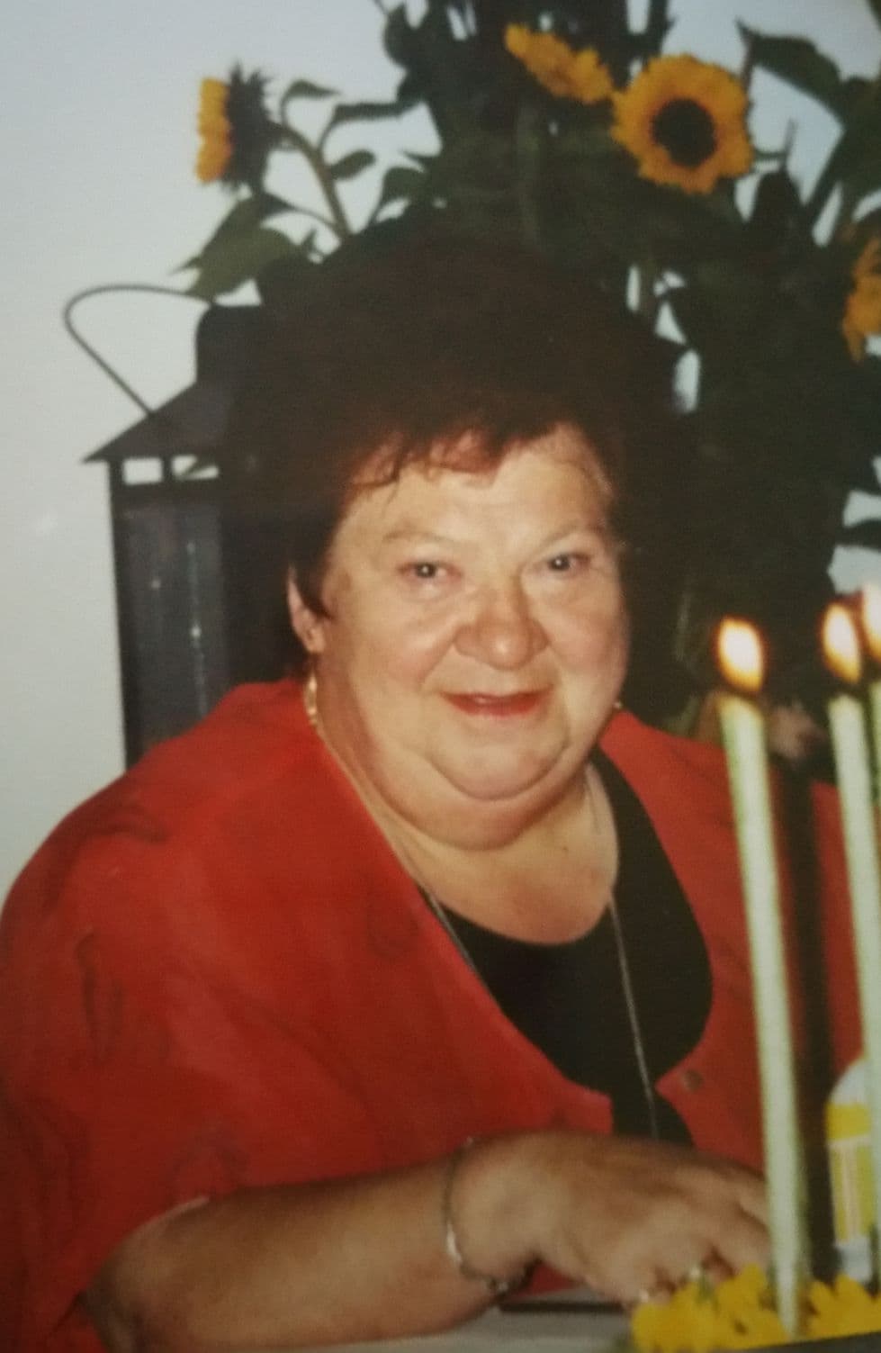 Frau Rosemarie Küffner