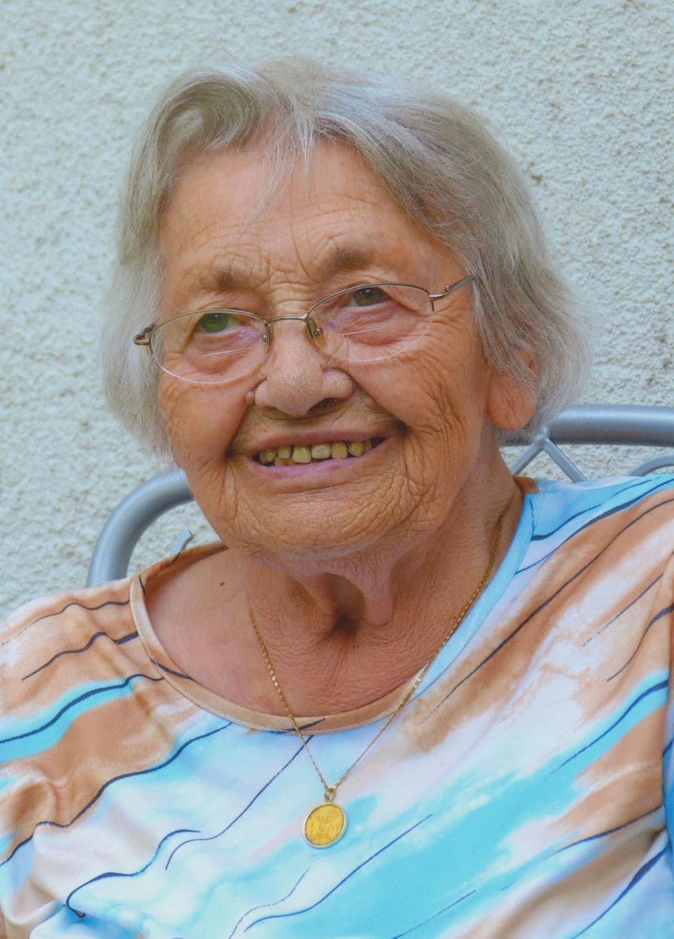 Frau Margarete Rieß
