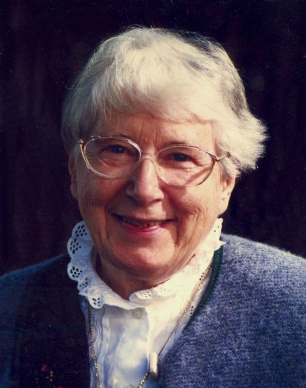 Frau Helga Simm