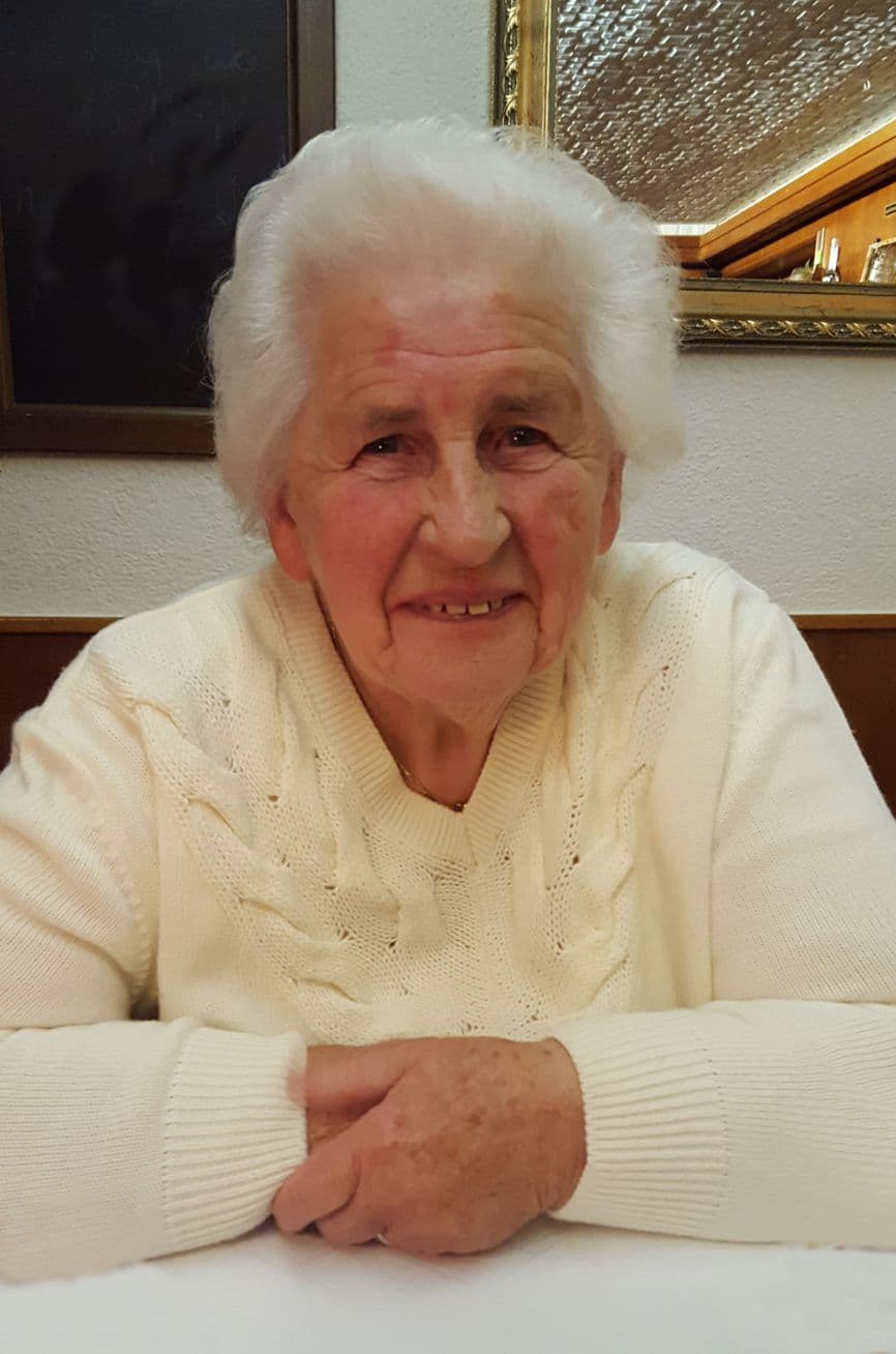 Frau Hildegard Kastl