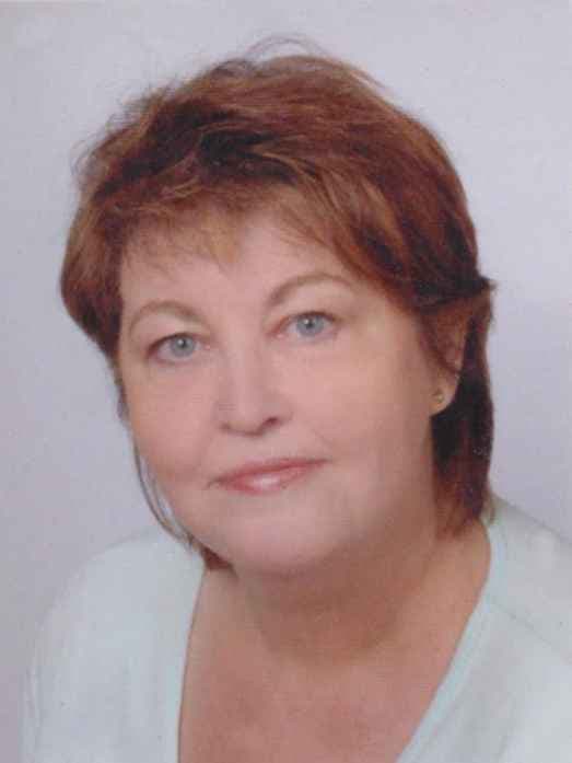 Frau Gabriele Ullmann