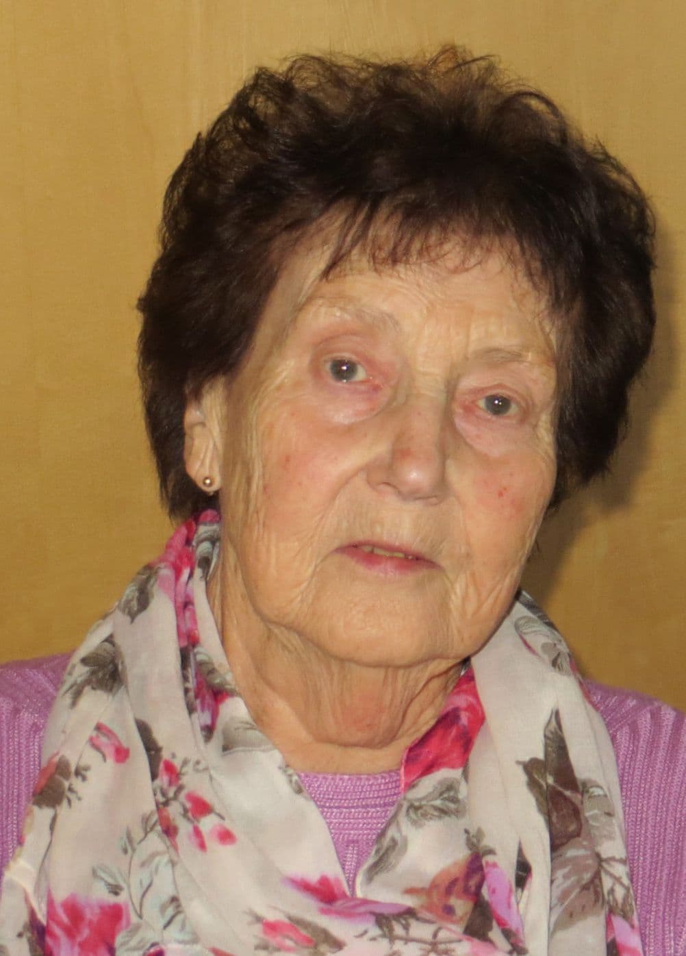 Frau Helene Hertel