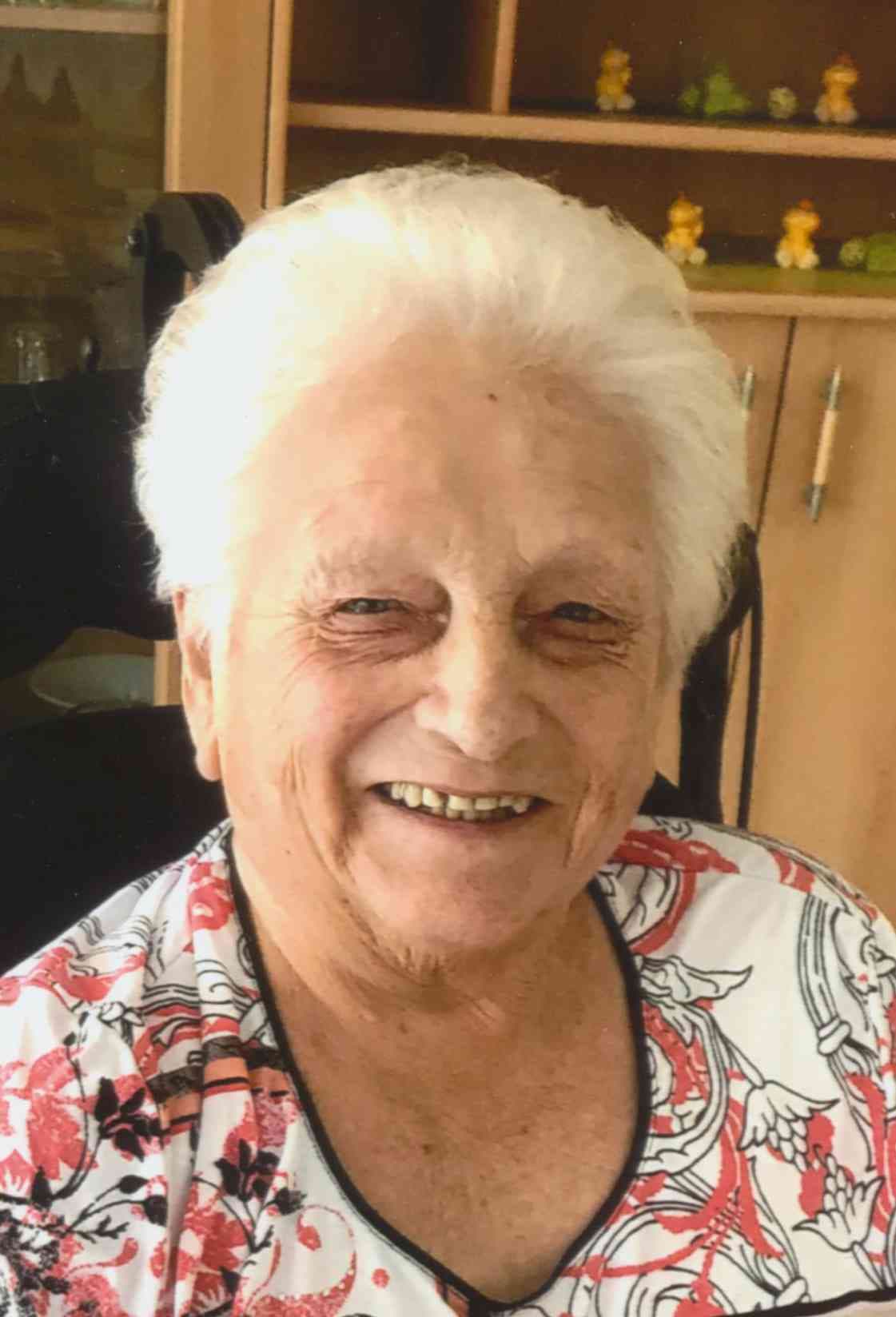Frau Helga Diersch